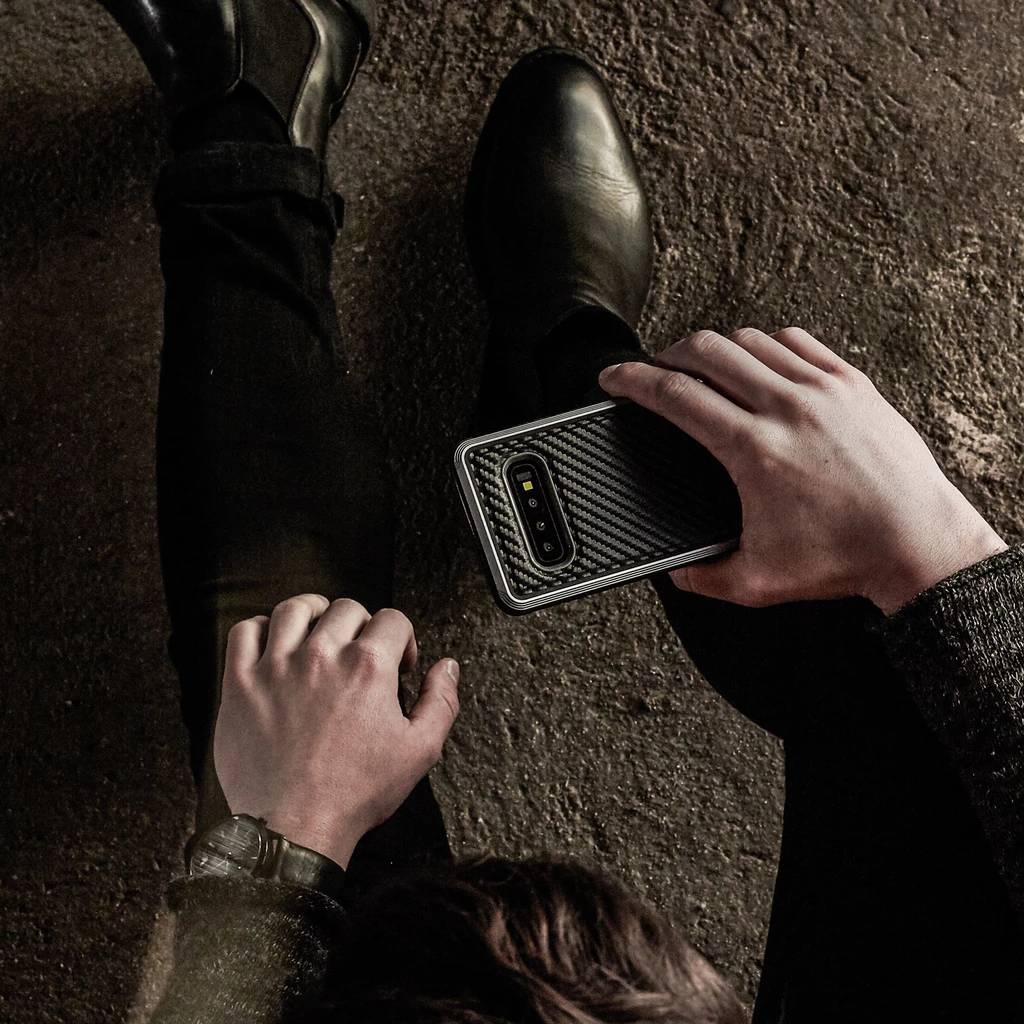 Samsung Galaxy S10 phone case cases galaxycase carbon fiber shock proof shockproof shatterproof dropproof drop protection protective military grade cover screen protector luxurious premium sleek slim mobile tech accessories 